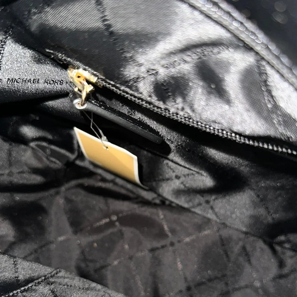MICHAEL KORS BROOKE LARGE HOBO SHLDR LEATHER BLACK COLOR AND